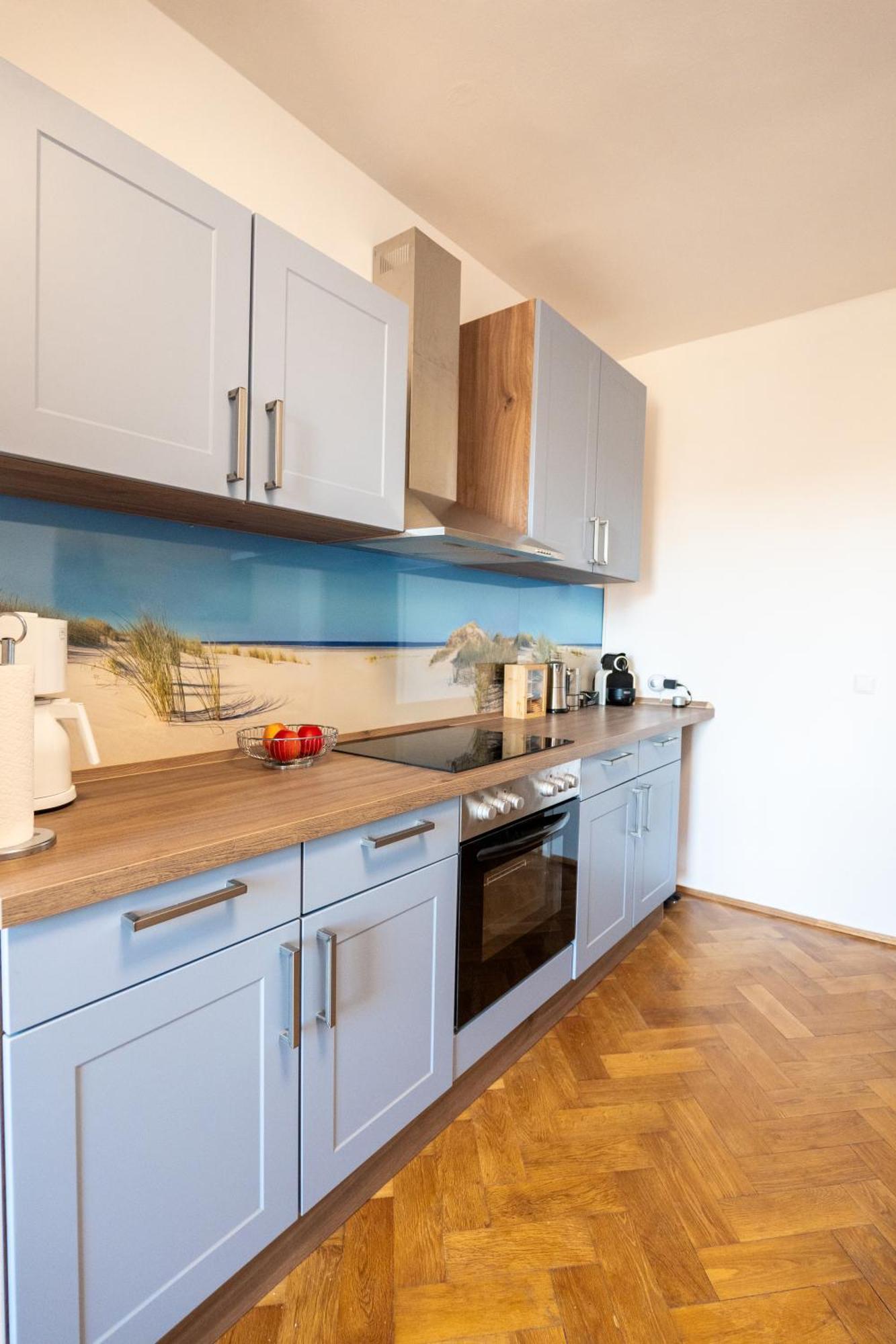 Doppelhaus- Villa Leipzig Schleussig , Moderner Altbau Apartment Dachetage Mit 2 Schlafzimmern Und Separatem Zusatzzimmer , Parkplatz - Balkon - Kamin - Eicheparkett - Arbeitsplatz Экстерьер фото